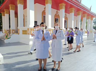 เข้าร่วมพิธีเจริญพระพุทธมนต์ตักบาตรถวายเป็นพระราชกุศลแด่สมเด็จพระนางเจ้าสุทิดา พัชรสุธาพิมลลักษณ พระบรมราชินี เนื่องในโอกาสวันเฉลิมพระชนมพรรษา 3 มิถุนายน 2566 ... พารามิเตอร์รูปภาพ 9