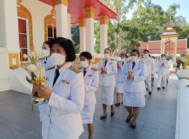 เข้าร่วมพิธีเจริญพระพุทธมนต์ตักบาตรถวายเป็นพระราชกุศลแด่สมเด็จพระนางเจ้าสุทิดา พัชรสุธาพิมลลักษณ พระบรมราชินี เนื่องในโอกาสวันเฉลิมพระชนมพรรษา 3 มิถุนายน 2566 ... พารามิเตอร์รูปภาพ 11