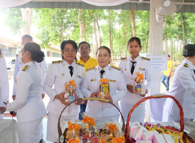 เข้าร่วมพิธีเจริญพระพุทธมนต์และทำบุญตักบาตรเพื่อถวายเป็นพระกุศลแด่ สมเด็จพระเจ้าน้องนางเธอ เจ้าฟ้าจุฬาภรณวลัยลักษณ์ อัครราชกุมารี ... พารามิเตอร์รูปภาพ 12