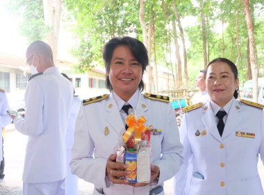 เข้าร่วมพิธีเจริญพระพุทธมนต์และทำบุญตักบาตรเพื่อถวายเป็นพระกุศลแด่ สมเด็จพระเจ้าน้องนางเธอ เจ้าฟ้าจุฬาภรณวลัยลักษณ์ อัครราชกุมารี ... พารามิเตอร์รูปภาพ 18