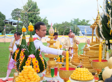 เข้าร่วมพิธีเสกนำพระพุทธมนต์ศักดิ์สิทธิ์ ... พารามิเตอร์รูปภาพ 4