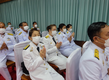 าร่วมพิธีเจริญพระพุทธมนต์ พิธีทำบุญตักบาตรถวายพระราชกุศล ... พารามิเตอร์รูปภาพ 10