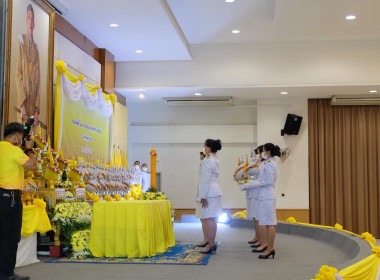 าร่วมพิธีเจริญพระพุทธมนต์ พิธีทำบุญตักบาตรถวายพระราชกุศล ... พารามิเตอร์รูปภาพ 28