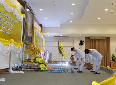 เข้าร่วมพิธีสวดพระพุทธมนต์และพิธีทำบุญตักบาตรถวายพระราชกุศล ... พารามิเตอร์รูปภาพ 31