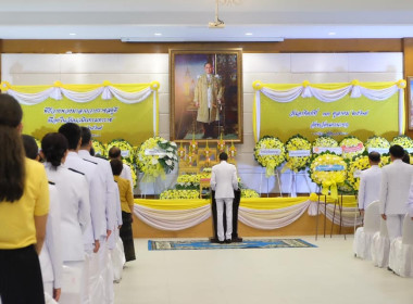 เข้าร่วมพิธีสวดพระพุทธมนต์และพิธีทำบุญตักบาตรถวายพระราชกุศล ... พารามิเตอร์รูปภาพ 38