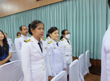 เข้าร่วมพิธีเจริญพระพุทธมนต์ และพิธีตักบาตรพระสงฆ์ ... พารามิเตอร์รูปภาพ 14
