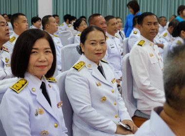  เข้าร่วมพิธีเจริญพระพุทธมนต์ทำบุญตักบาตรถวายพระราชกุศล ... พารามิเตอร์รูปภาพ 1