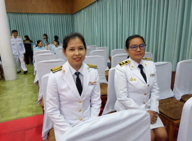  เข้าร่วมพิธีเจริญพระพุทธมนต์ทำบุญตักบาตรถวายพระราชกุศล ... พารามิเตอร์รูปภาพ 4