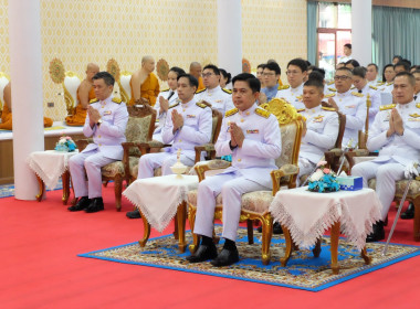  เข้าร่วมพิธีเจริญพระพุทธมนต์ทำบุญตักบาตรถวายพระราชกุศล ... พารามิเตอร์รูปภาพ 12