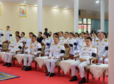 เข้าร่วมถวายสักการะ สรงน้ำพระบรมศพเบื้องหน้าพระฉายาลักษณ์ ... พารามิเตอร์รูปภาพ 9