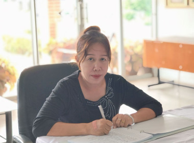 ร่วมลงนามถวายความอาลัยและน้อมรำลึกในพระมหากรุณาธิคุณแด่สมเด็จ พระนางเจ้าสิริกิติ์ ... พารามิเตอร์รูปภาพ 31