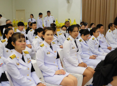 เข้าร่วมพิธีวางพานพุ่มดอกไม้สดถวายราชสักการะเนื่องในวันพระบิดาแห่งฝนหลวง ประจำปี 2568 ... พารามิเตอร์รูปภาพ 3