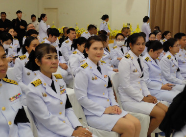 เข้าร่วมพิธีวางพานพุ่มดอกไม้สดถวายราชสักการะเนื่องในวันพระบิดาแห่งฝนหลวง ประจำปี 2568 ... พารามิเตอร์รูปภาพ 5