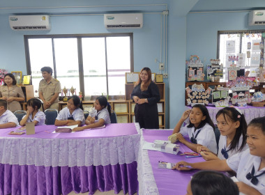 เข้าแนะนำส่งเสริมกิจกรรมสหกรณ์นักเรียน โดยจัดให้มี ... พารามิเตอร์รูปภาพ 13