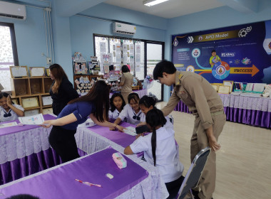 เข้าแนะนำส่งเสริมกิจกรรมสหกรณ์นักเรียน โดยจัดให้มี ... พารามิเตอร์รูปภาพ 19