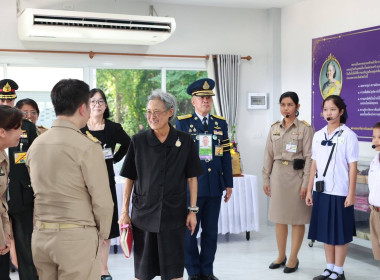 ร่วมเฝ้ารับเสด็จ ณ โรงเรียนวัดโยธีราษฎร์ศรัทธาราม ... พารามิเตอร์รูปภาพ 1