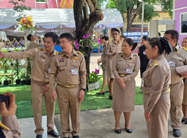 ร่วมเฝ้ารับเสด็จ ณ โรงเรียนวัดโยธีราษฎร์ศรัทธาราม ... พารามิเตอร์รูปภาพ 10